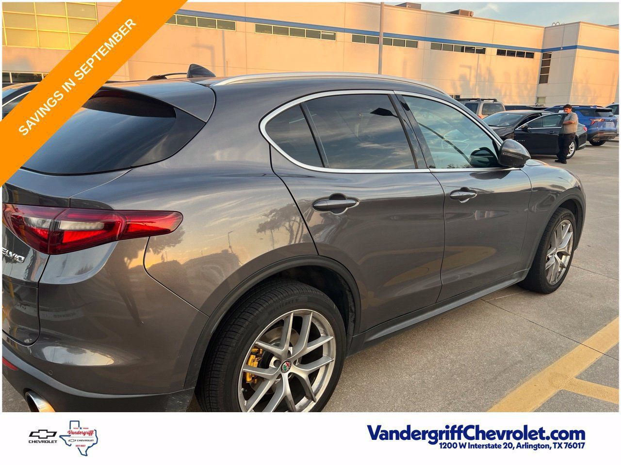 Used 2018 Alfa Romeo Stelvio Ti AWD/4WD image 8