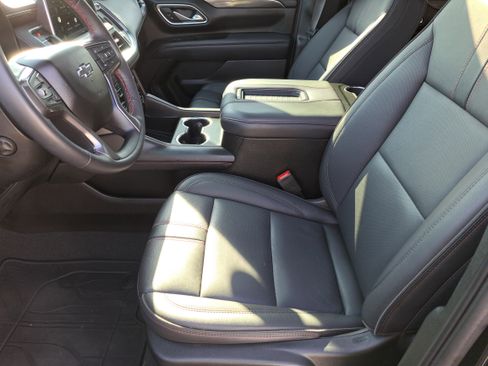 Used 2022 Chevrolet Tahoe RST w/ Sport Performance Package image 13