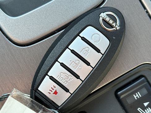 Certified 2024 Nissan Murano SL AWD/4WD image 37