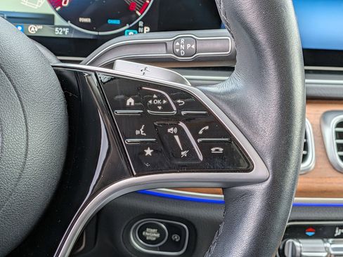 Certified 2025 Mercedes-Benz GLE 350 4MATIC image 21