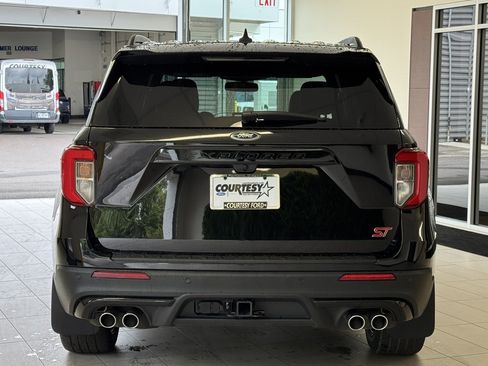 Certified 2023 Ford Explorer ST w/ Equipment Group 401A AWD/4WD image 5