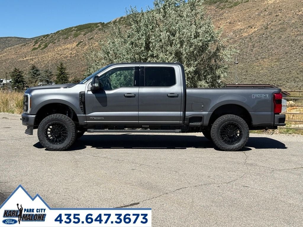 New 2026 Ford F350 Lariat w/ Black Appearance Package AWD/4WD image 2