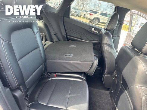 Used 2023 Ford Escape Platinum image 31