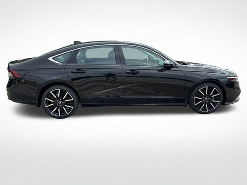 New 2026 Honda Accord Touring image 2