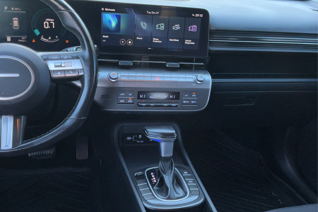 Used 2024 Hyundai Kona SEL FWD image 14