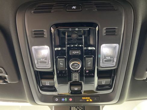 New 2026 GMC Yukon Denali w/ Denali Reserve Package AWD/4WD image 24