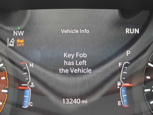 Used 2025 Jeep Compass Latitude w/ Convenience Group image 22