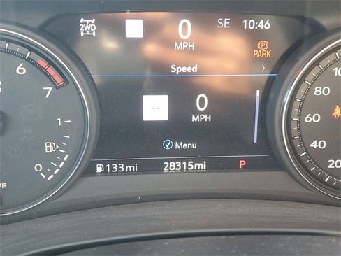 Used 2021 Cadillac XT4 Premium Luxury image 16