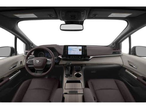 Used 2021 Toyota Sienna Limited FWD image 4