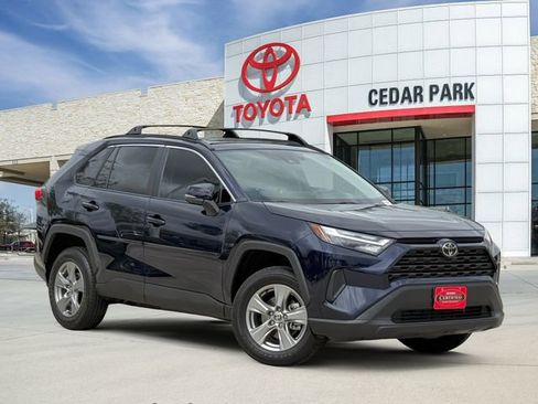Used 2025 Toyota RAV4 XLE w/ Convenience Package image 1