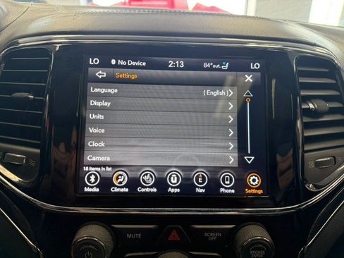 Used 2020 Jeep Grand Cherokee Overland AWD/4WD image 31