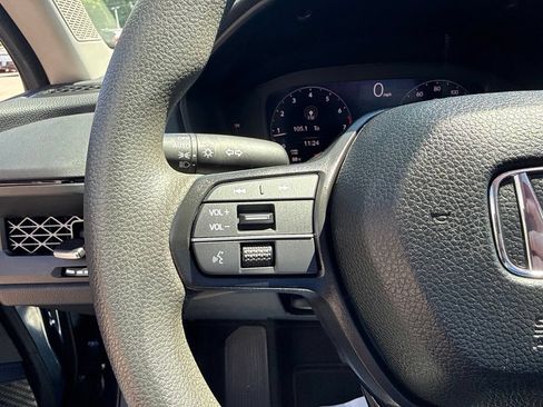 Used 2025 Honda Accord SE image 13