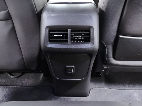 Used 2020 GMC Terrain SLE w/ Driver Convenience Package FWD image 32