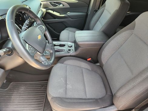 Used 2023 Chevrolet Traverse LT FWD image 10