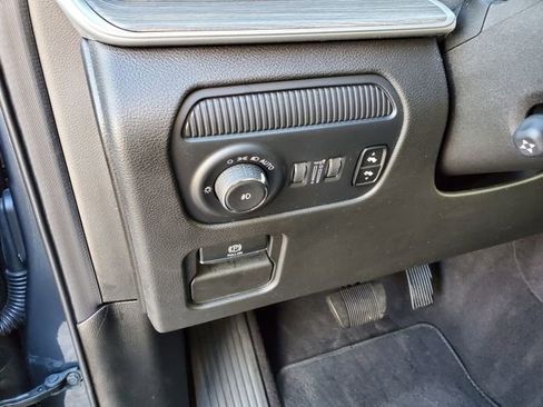 Used 2024 Jeep Wagoneer Series III image 15