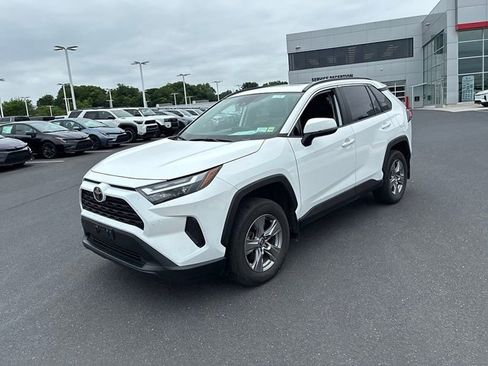 Certified 2024 Toyota RAV4 XLE w/ Convenience Package AWD/4WD image 18