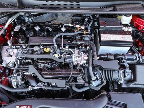 Used 2025 Toyota Corolla SE image 28