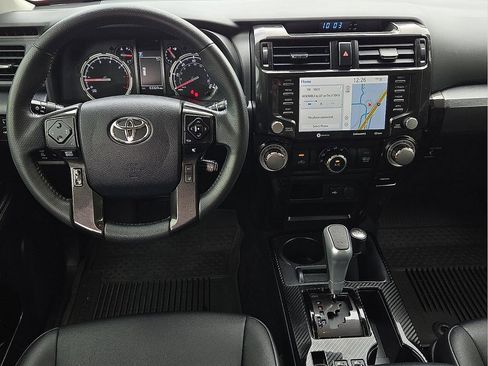 Used 2022 Toyota 4Runner TRD Off-Road Premium AWD/4WD image 11