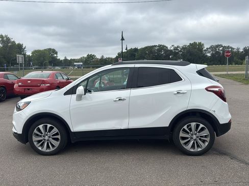 Used 2020 Buick Encore Preferred w/ Safety Package FWD image 8