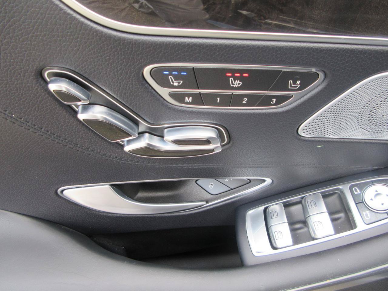 Used 2020 Mercedes-Benz S 560 4MATIC Coupe w/ AMG Line Exterior image 6