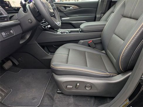 New 2026 Chevrolet Traverse High Country image 12