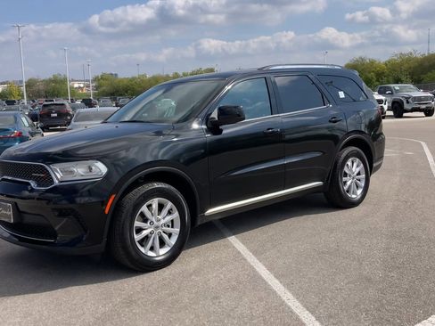 Used 2024 Dodge Durango SXT image 4