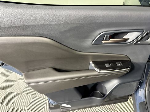 Used 2026 Toyota Crown Limited image 25