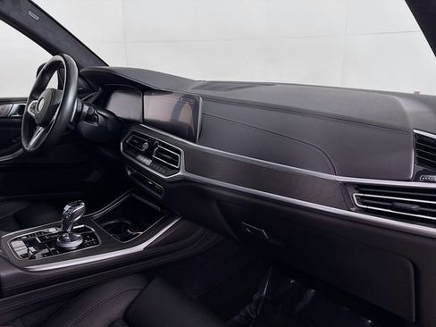 Used 2020 BMW X7 xDrive40i w/ M Sport Package AWD/4WD image 32