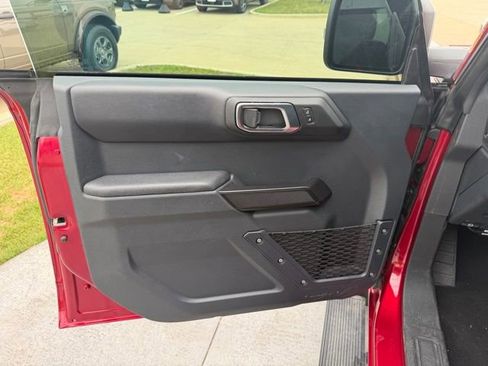 Certified 2025 Ford Bronco Badlands AWD/4WD image 8