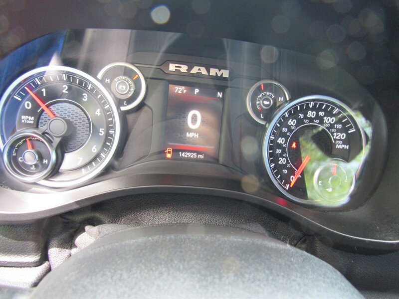 Used 2019 RAM 1500 Big Horn AWD/4WD image 15