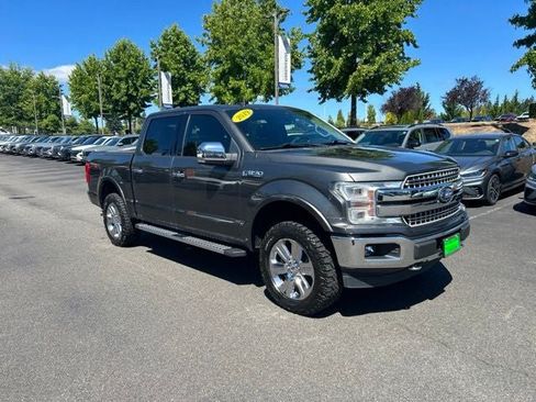 Used 2019 Ford F150 Lariat w/ Equipment Group 502A Luxury AWD/4WD image 9
