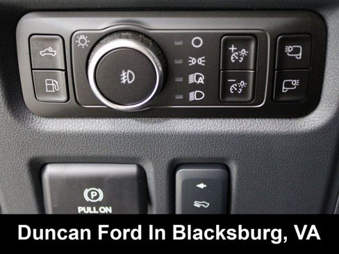 Used 2025 Ford F150 Platinum w/ Equipment Group 702A High AWD/4WD image 13