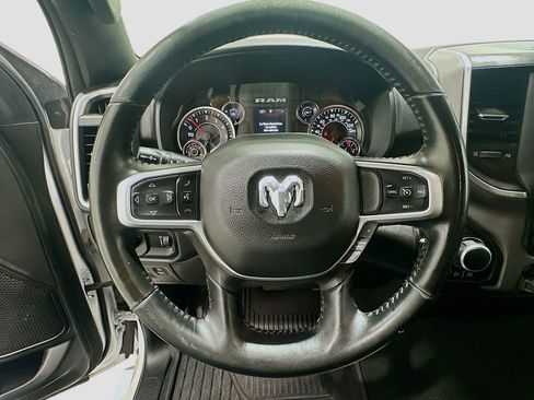 Used 2022 RAM 1500 Big Horn AWD/4WD image 11