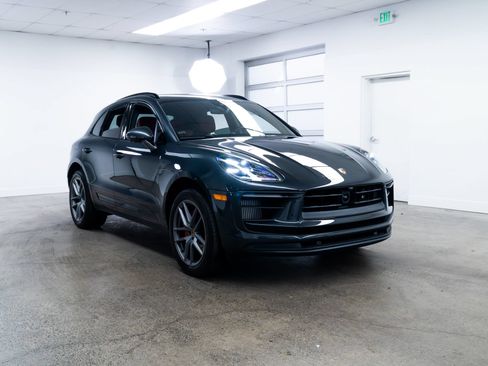 Used 2024 Porsche Macan S AWD/4WD image 26