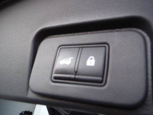 Used 2021 Nissan Rogue SL AWD/4WD image 37