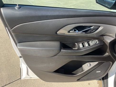 Used 2020 Chevrolet Traverse RS w/ LPO, Floor Liner Package image 13