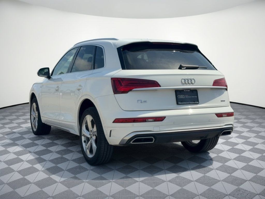 Used 2023 Audi Q5 2.0T Premium Plus w/ Premium Plus Package AWD/4WD image 3