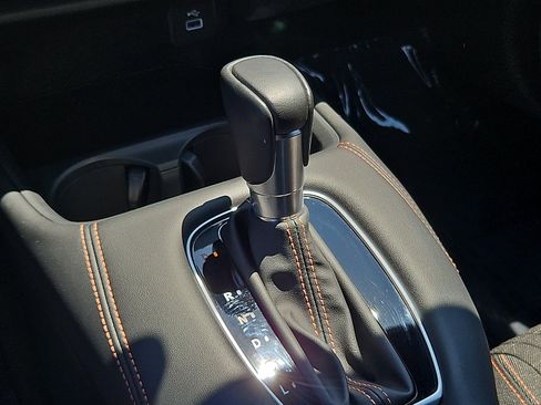 Used 2024 Honda HR-V Sport image 14
