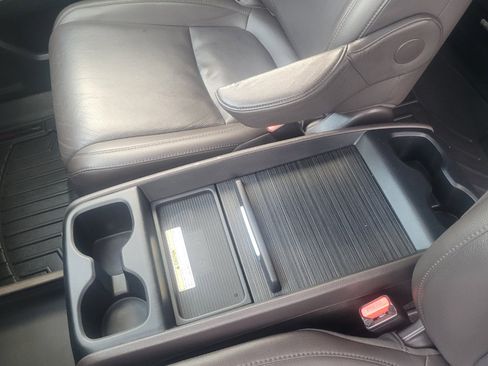 Used 2019 Honda Odyssey Elite image 15