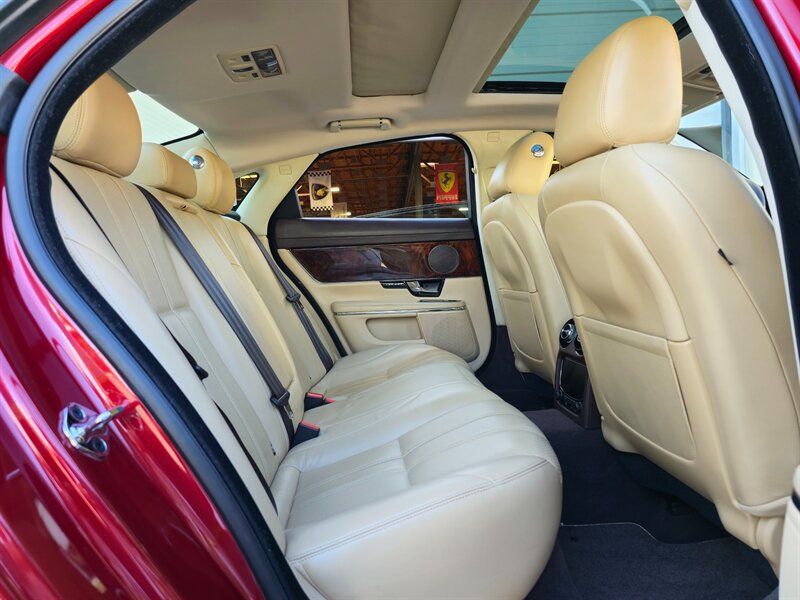 Used 2012 Jaguar XJ RWD image 28