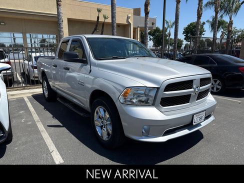 Used 2018 RAM 1500 Express RWD image 2