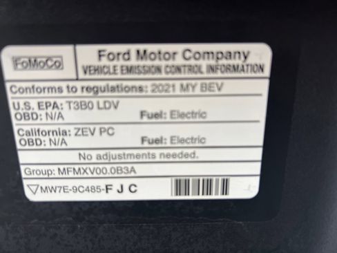 Used 2021 Ford Mustang Mach-E Premium image 36