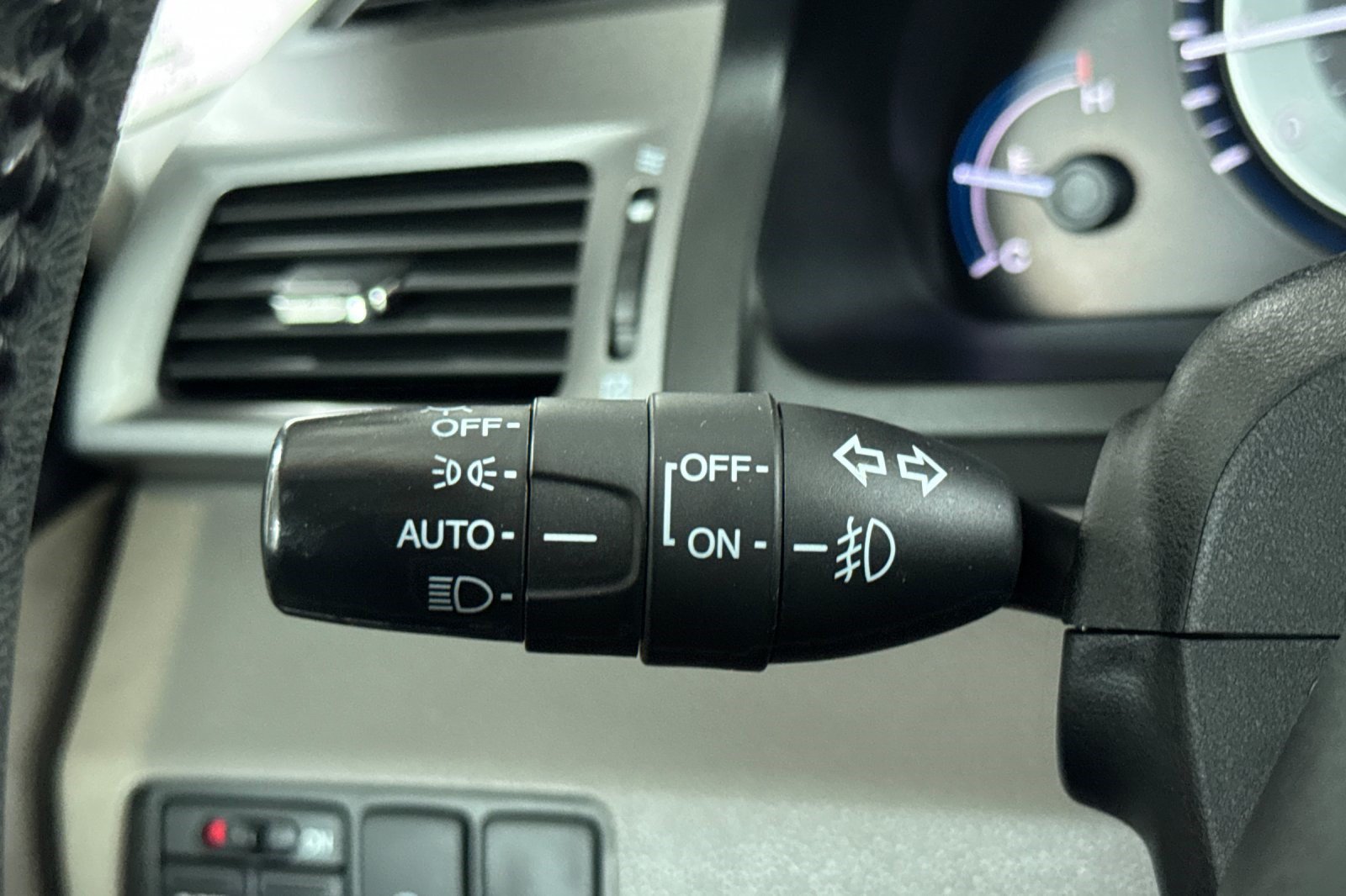 Used 2012 Honda Odyssey Touring image 33