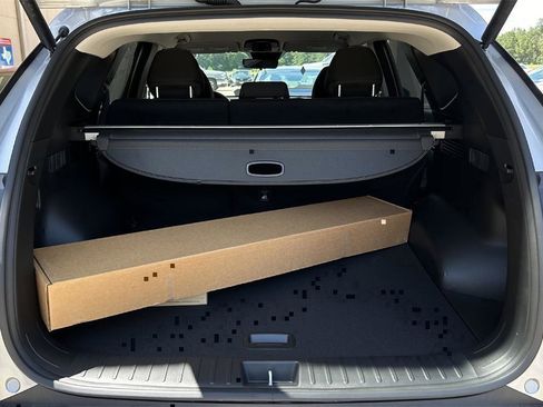 Used 2024 Hyundai Tucson Blue image 16