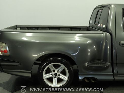 Used 2003 Ford F150 Lightning RWD image 28