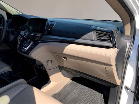 Used 2022 Honda Odyssey Touring image 16