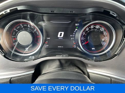 Used 2022 Dodge Challenger R/T Scat Pack w/ Scat Pack Stripe RWD image 9