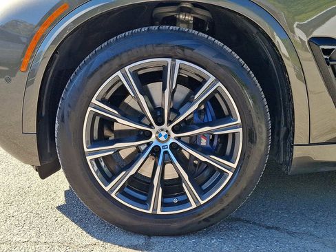 Certified 2024 BMW X5 xDrive40i w/ M Sport Package AWD/4WD image 8