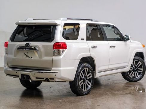 Used 2011 Toyota 4Runner SR5 RWD image 12