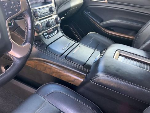 Used 2018 GMC Yukon Denali w/ Denali Ultimate Package AWD/4WD image 17
